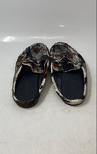 Load image into Gallery viewer, Steve Madden Womens Multicolor Animal Print Slip-On Mule Slippers Size 11