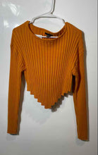 Load image into Gallery viewer, Forever 21 Womens Yellow Long Sleeve Crew Neck Cropped Pullover Sweater Size L
