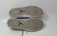 Load image into Gallery viewer, Nike Mens Air Jordan V.5 Gray Round Toe Low Top Lace-Up Sneaker Shoes Size 10