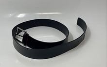 Load image into Gallery viewer, Hugo Boss Mens Giaspo SZ40 Black Leather Adjustable Buckle Dress Belt Size 95-36