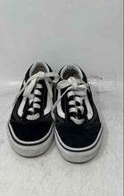 Load image into Gallery viewer, Vans Kids Off The Wall White Black Lace-Up Low Top Sneaker Shoes Size 2