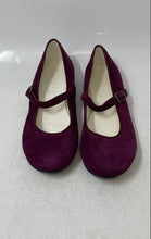 Load image into Gallery viewer, Zingone Girls Purple Suede Round Toe Buckle Mary Jane Flats Size EUR 34