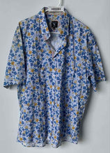 Load image into Gallery viewer, Modango Milano Mens White Floral Short Sleeve Button-Up Shirt Size XL