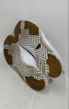 Load image into Gallery viewer, Nike Womens Renew In-Season TR 10 CK2576-010 White Lace-Up Tennis Shoes Size 9