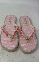Load image into Gallery viewer, Juicy Couture Womens Bling Pink Slip-On Flip-Flop Sandals Size 7