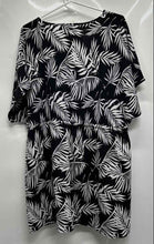 Load image into Gallery viewer, Mario Serrani Womens Black White Floral Short Sleeve Swim Cover-Up Size XL