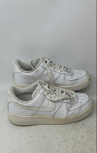 Load image into Gallery viewer, Nike Mens Air Force 1 Low White Low Top Lace-Up Sneaker Shoes Size 9.5