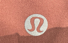 Load image into Gallery viewer, Lululemon Womens Multicolor Camouflage Wunder Train HR Cropped Leggings Size 0