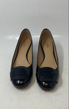 Load image into Gallery viewer, Michael Kors Womens Pauline Black Patent Leather Block Pump Heels Size 8.5M