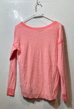 Load image into Gallery viewer, American Eagle Outfitters Womens Pink Long Sleeve Pullover Sweater Size M