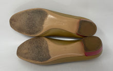 Load image into Gallery viewer, Authentic Salvatore Ferragamo Womens Vara Brown Pump Heels Size 8.5E Worn Sole