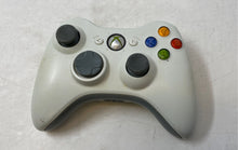 Load image into Gallery viewer, Microsoft Xbox 360 White Bluetooth Wireless Video Game Controller Untested