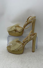 Load image into Gallery viewer, Badgley Mischka Womens Sophie Gold-Tone Bow Block Heel Platform Sandals Size 6.5