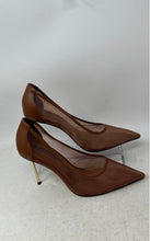 Load image into Gallery viewer, BCBGMAXAZRIA Womens Brown Pointed Toe Slip-On Stiletto Pump Heels Size 8