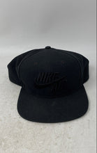 Load image into Gallery viewer, Nike Mens Black Outdoor Sports Adjustable Strap Baseball Cap One Size