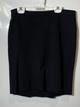 Load image into Gallery viewer, Ann Taylor Womens Black Back-Zip Short Straight & Pencil Skirt Size 0