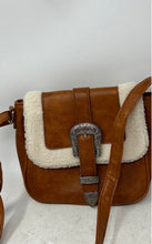 Load image into Gallery viewer, Mudd Womens Brown Beige Leather Inner Pockets Adjustable Strap Crossbody Bag