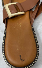 Load image into Gallery viewer, Toscanella Womens Brown Leather Open Toe Slip-On Thong Sandals Size 10