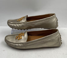 Load image into Gallery viewer, Authentic Tory Burch Womens Gold-Tone Flat Moccasin Shoes Size 7.5M Damaged