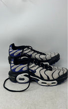 Load image into Gallery viewer, Nike Boys Air Max Plus CD0609-104 White Black Blue Sneakers Shoes Size 6.5Y