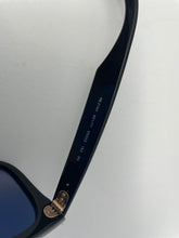 Load image into Gallery viewer, Ray-Ban Unisex Black Wayfarer Sunglasses RB2140 901/71 With Case (NCL)