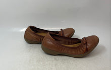 Load image into Gallery viewer, Clarks Womens Meadow Brown Leather Round Toe Slip-On Ballet Flats Size 7M