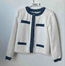Load image into Gallery viewer, Ecru Womens White And Blue Long Sleeve Button Front Cropped Jacket Size Large