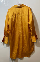 Load image into Gallery viewer, Banana Republic Womens Yellow Satin 3/4 Sleeve Collared Button-Up Shirt Size M