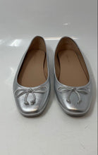 Load image into Gallery viewer, Cole Haan Womens Yara W31658 Silver Leather Slip-On Bow Ballet Flats Size 5.5B