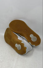 Load image into Gallery viewer, Nike Mens Renew Elevate 2 CW3406-100 White Low Top Running Shoes Size 11.5