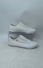 Load image into Gallery viewer, Hurley Womens Chloe 1676560 White Round Toe Low Top Slip-On Shoes Size 7M