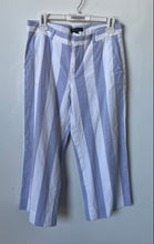 Load image into Gallery viewer, Banana Republic Womens White Purple Striped Wide-Leg Capri Pants Size 4