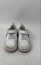 Load image into Gallery viewer, Nike Kids Court Borough Low 2 White Black Sneaker Shoes Size 8C