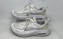 Load image into Gallery viewer, Nike Womens Air Max Bliss White Round Toe Lace-Up Sneaker Shoes Size 6.5