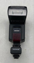 Load image into Gallery viewer, Neewer TT560 Black Speedlite Camera Flash Accessory Not Tested