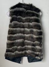 Load image into Gallery viewer, Catherine Malandrino Womens Rich Black Gray Faux Fur Puffer Vest Size XS W/ Tag