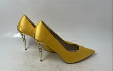 Load image into Gallery viewer, Bigtree Womens Yellow Satin Pointed Toe Slip-On Stiletto Pump Heels Size EU 40