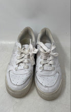 Load image into Gallery viewer, GBG Los Angeles Womens Morla 2 White Leather Lace-Up Sneaker Shoes Size 8M