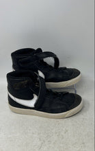Load image into Gallery viewer, Nike Kids Blazer Mid '77 DA4087-002 Black White Lace-Up Sneaker Shoes Size 2Y