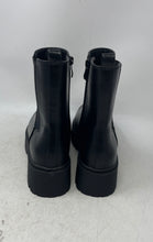 Load image into Gallery viewer, Burudani Womens Black Leather Pull-On Platform Ankle Chelsea Boots Size 9