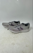 Load image into Gallery viewer, New Balance Womens Fresh Foam Zante Gray Lace-Up Low Top Running Shoes Size 7