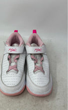 Load image into Gallery viewer, Nike Girls Air Jordan Max Aura 5 FD8790-116 White Pink Sneakers Shoes Size 2Y