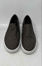 Load image into Gallery viewer, Michael Kors Womens Brown White Signature Print Sneaker Shoes Size 7.5M