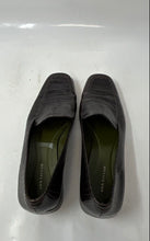 Load image into Gallery viewer, Ann Taylor Womens Dark Brown Croc Embossed Slip-On Loafers Shoes Size 9M