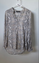 Load image into Gallery viewer, Zara Womens Beige Black Animal Print Long Sleeve Button Front Blouse Top Size XS