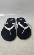 Load image into Gallery viewer, Nike Mens On Deck Black White Slip-On Beach Flip Flop Sandals Size 13