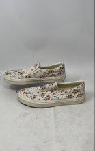 Load image into Gallery viewer, Vans Unisex Classic 500714 White Floral Slip-On Sneaker Shoes Size M7 W8.5