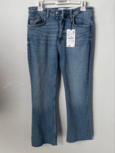 Load image into Gallery viewer, Zara Womens Blue Denim Stretch 5-Pocket Design Bootcut Jeans Size 8 With Tag