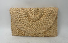 Load image into Gallery viewer, Unbranded Womens Beige Woven Straw Envelope Flap Clutch Purse