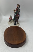Load image into Gallery viewer, Stanton Arts Emmett Kelly A Christmas Carol First Edition 9900 Clown Figurine